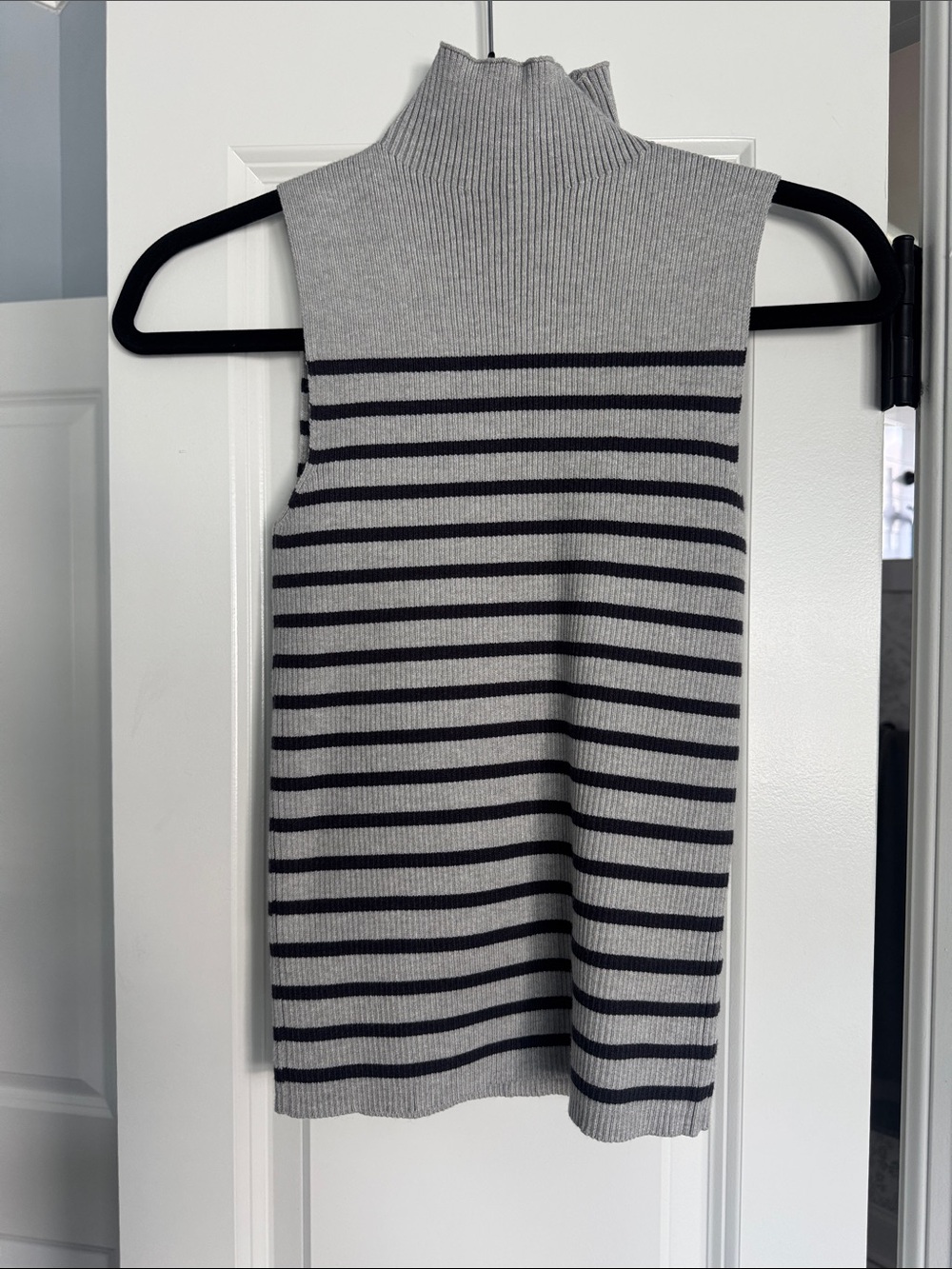 Q2 Gray and Black Striped Sleeveless Mock Neck Top